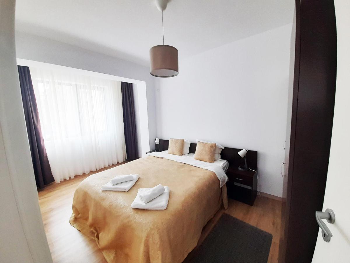 White Flat Apartment Bucharest Exterior photo